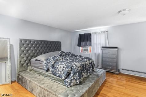 161 Seaview Avenue Jersey City NJ 07305