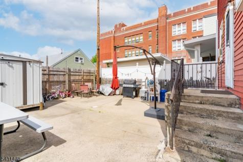 161 Seaview Avenue Jersey City NJ 07305