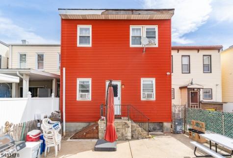 161 Seaview Avenue Jersey City NJ 07305