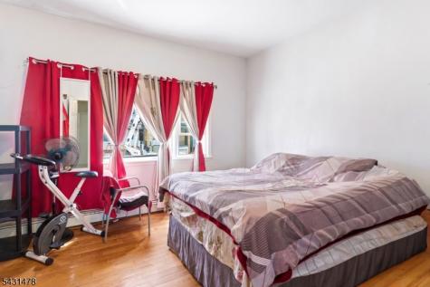 161 Seaview Avenue Jersey City NJ 07305
