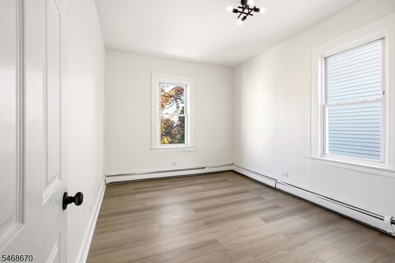 354 Clinton Place Newark NJ 07112