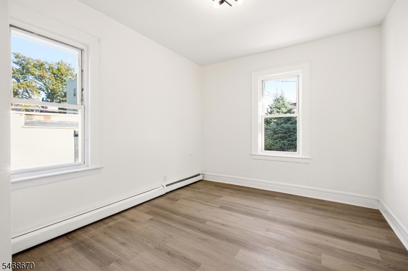 354 Clinton Place Newark NJ 07112