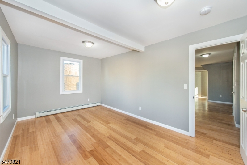 581 E 18th Street Paterson NJ 07514