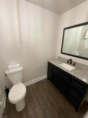 14 Livingston Lyndhurst NJ 07071