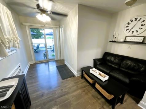 14 Livingston Lyndhurst NJ 07071