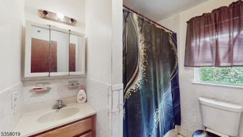129 Seymour Avenue Newark NJ 07108
