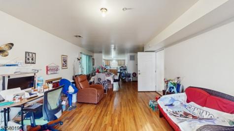 129 Seymour Avenue Newark NJ 07108