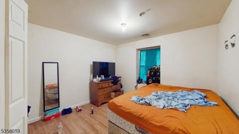 129 Seymour Avenue Newark NJ 07108