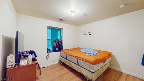 129 Seymour Avenue Newark NJ 07108