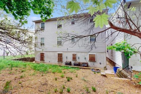 129 Seymour Avenue Newark NJ 07108