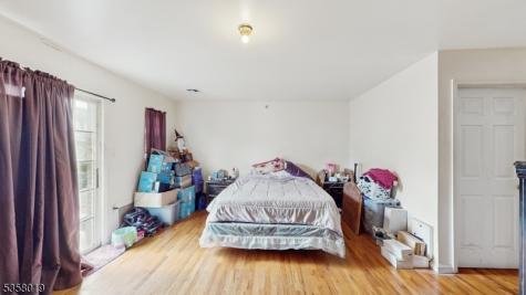 129 Seymour Avenue Newark NJ 07108