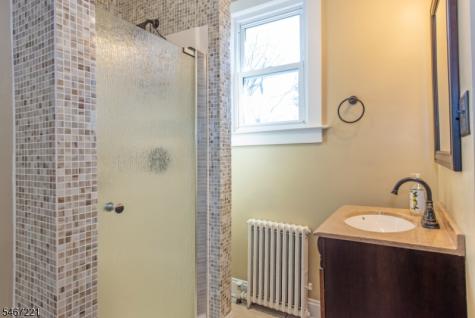 327 Orange Road Montclair NJ 07042