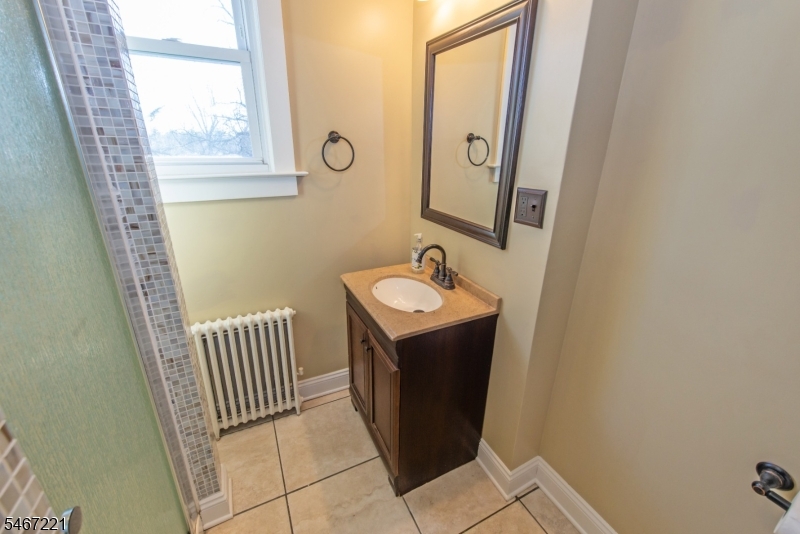 327 Orange Road Montclair NJ 07042