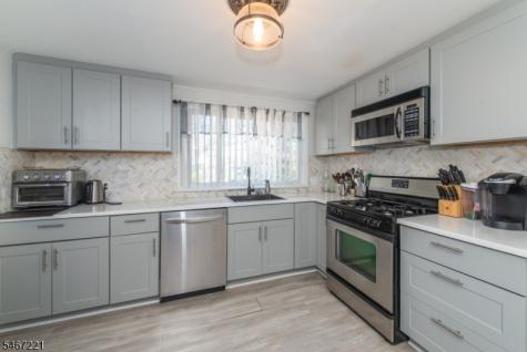 327 Orange Road Montclair NJ 07042