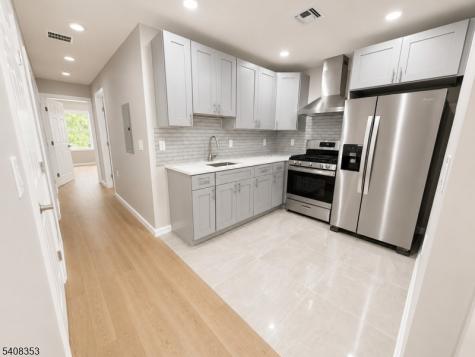 74 W 52nd Street Bayonne NJ 07002