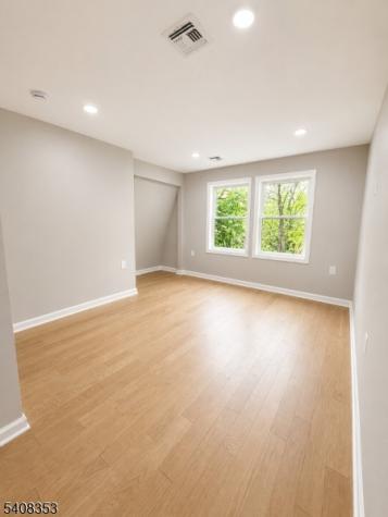 74 W 52nd Street Bayonne NJ 07002