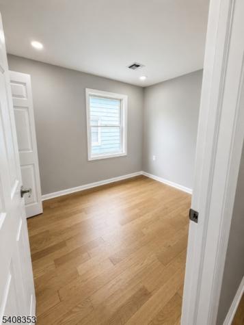 74 W 52nd Street Bayonne NJ 07002
