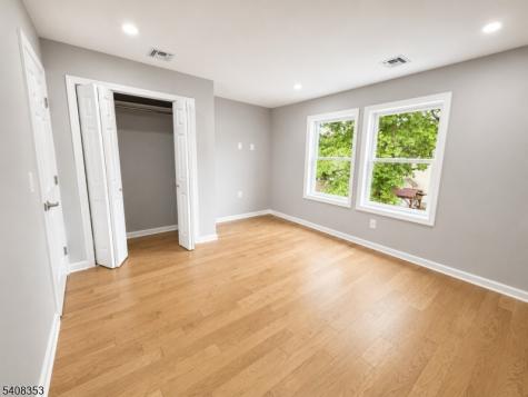 74 W 52nd Street Bayonne NJ 07002