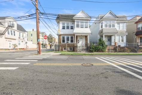 354 Clinton Place Newark NJ 07112