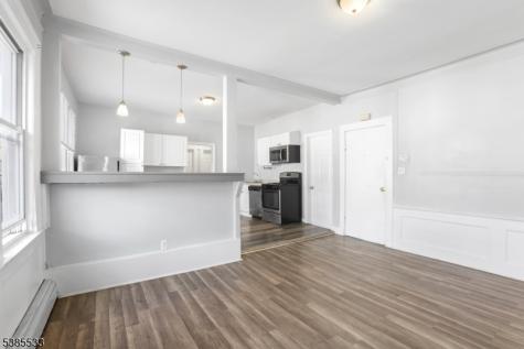 354 Clinton Place Newark NJ 07112