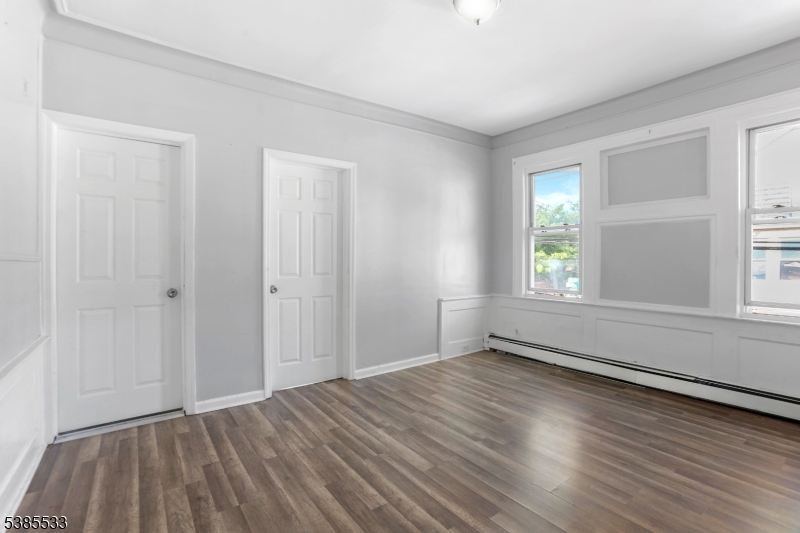 354 Clinton Place Newark NJ 07112