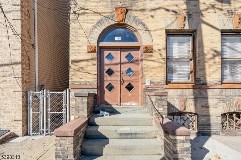 149 Union Street Newark NJ 07105