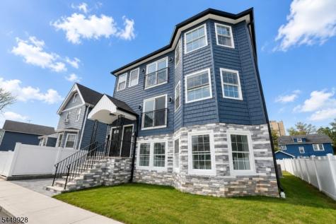 131 Lindsley Place East Orange NJ 07018