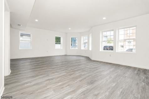 131 Lindsley Place East Orange NJ 07018