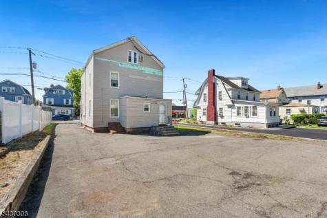 223 Montgomery Street Bloomfield NJ 07003