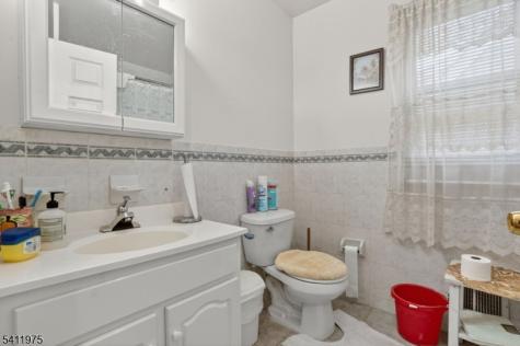 532 Walnut Street Elizabeth NJ 07201