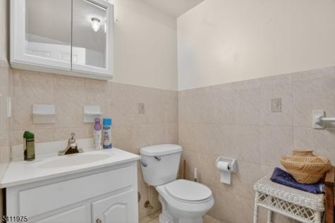 532 Walnut Street Elizabeth NJ 07201