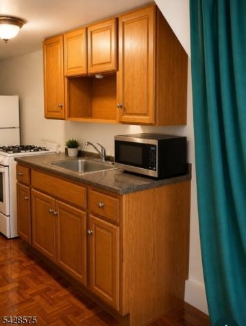 79 E 22nd Street Paterson NJ 07514