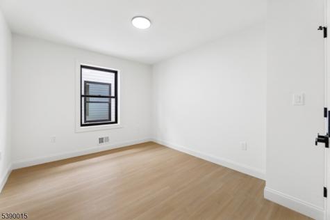 29 Robert Street Paterson NJ 07503