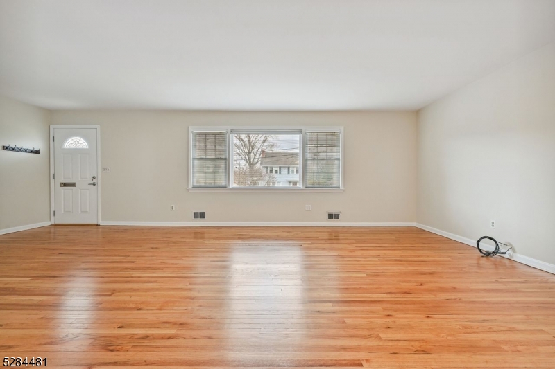 545 Trinity Place Westfield NJ 07090
