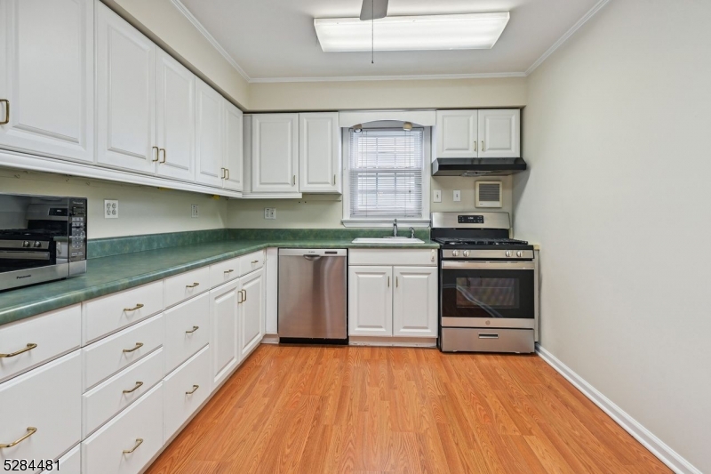 545 Trinity Place Westfield NJ 07090