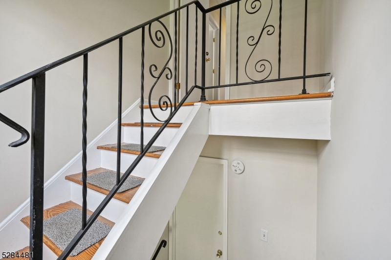 545 Trinity Place Westfield NJ 07090