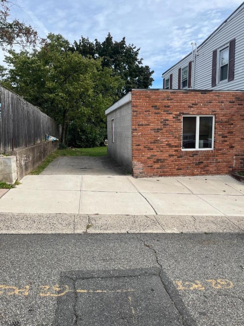 133 Dixon Avenue Paterson NJ 07501