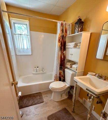40 Moffett Street Woodbridge NJ 08863