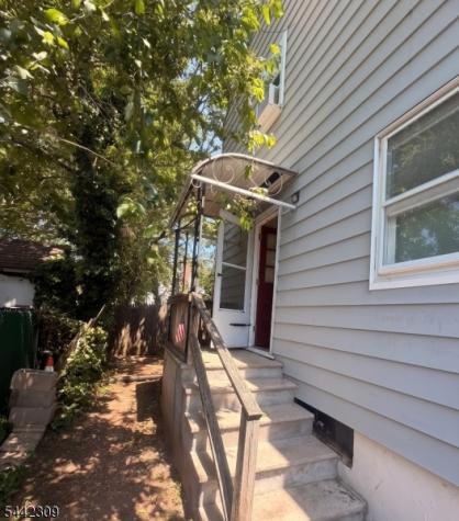 40 Moffett Street Woodbridge NJ 08863