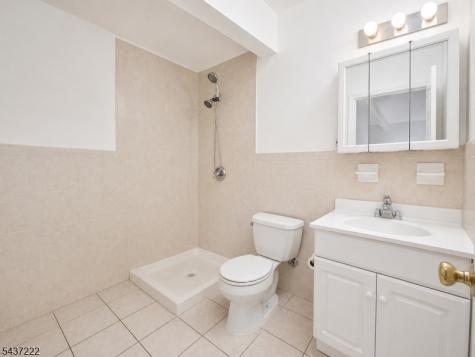 46 Goble Street Newark NJ 07114