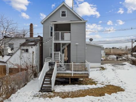 291 E 12th Avenue Roselle NJ 07203