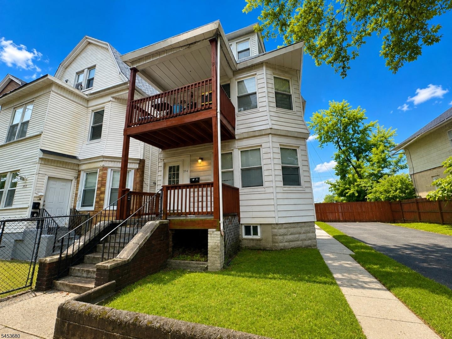 554 Norwood Street East Orange NJ 07018