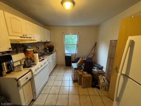 554 Norwood Street East Orange NJ 07018