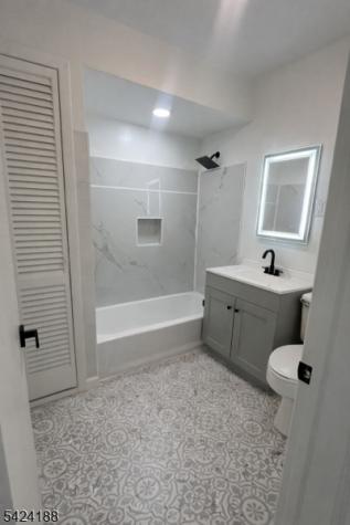 354 Dakota Street Paterson NJ 07503