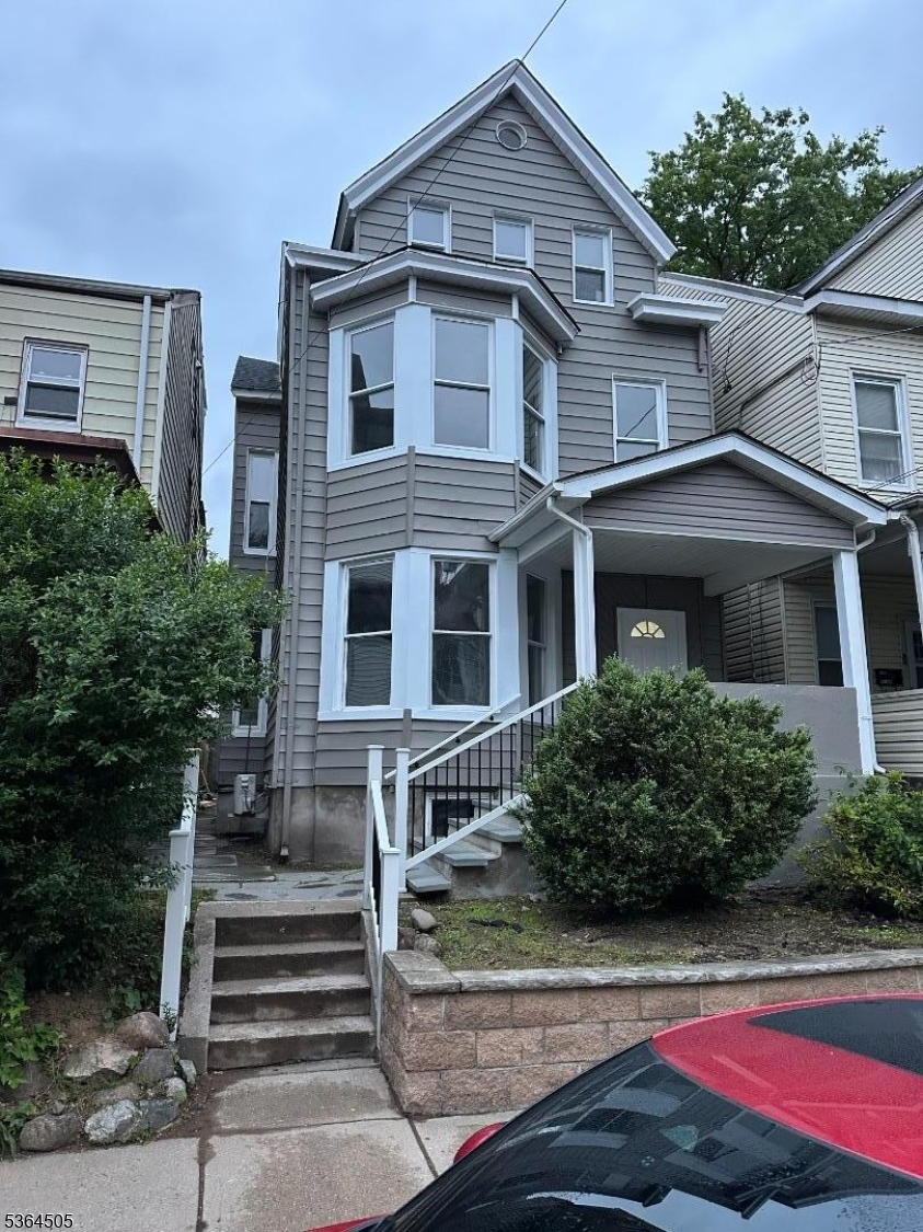 676 E 24th Street Paterson NJ 07504