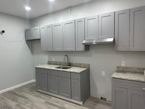 676 E 24th Street Paterson NJ 07504
