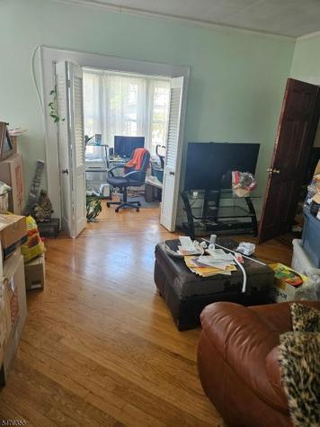 76 Kenmore Avenue Newark NJ 07106