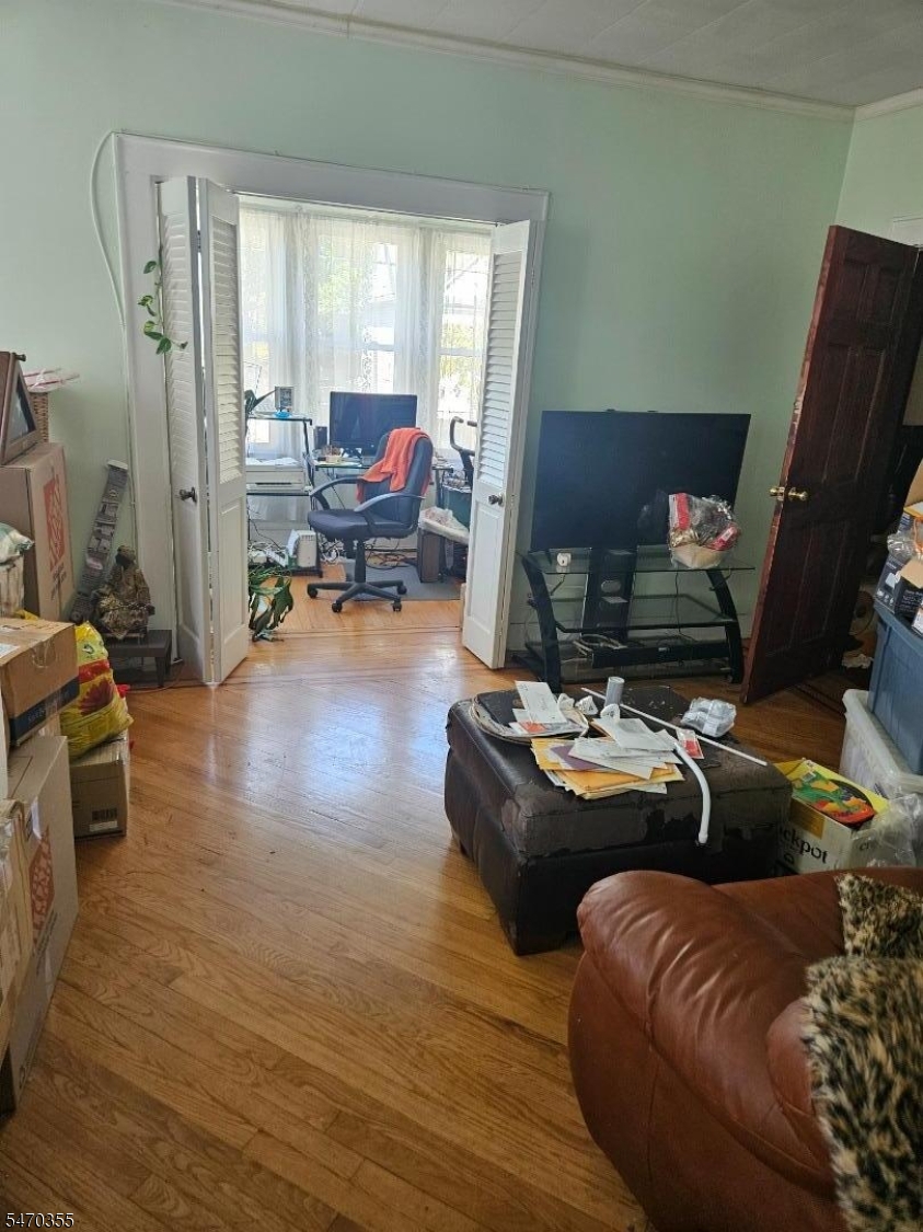 76 Kenmore Avenue Newark NJ 07106