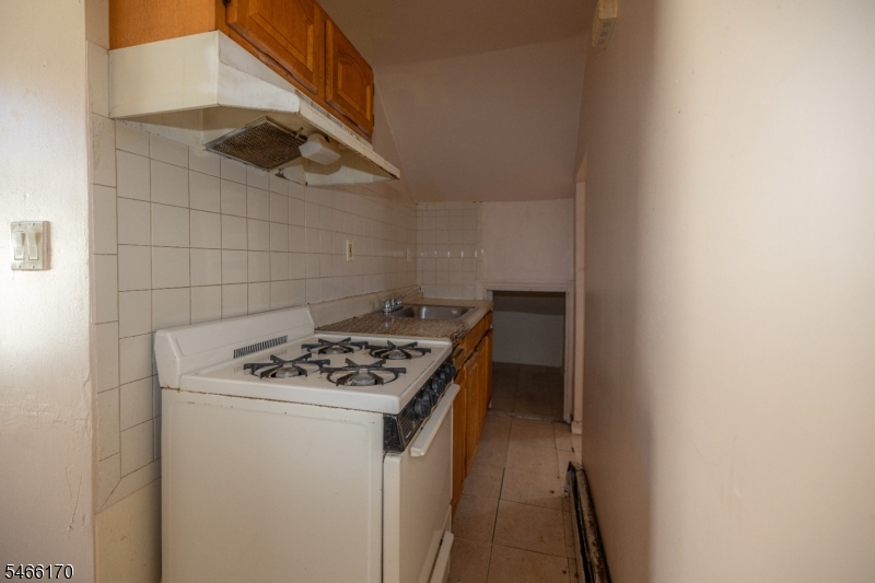 240 Myrtle Avenue Irvington NJ 07111