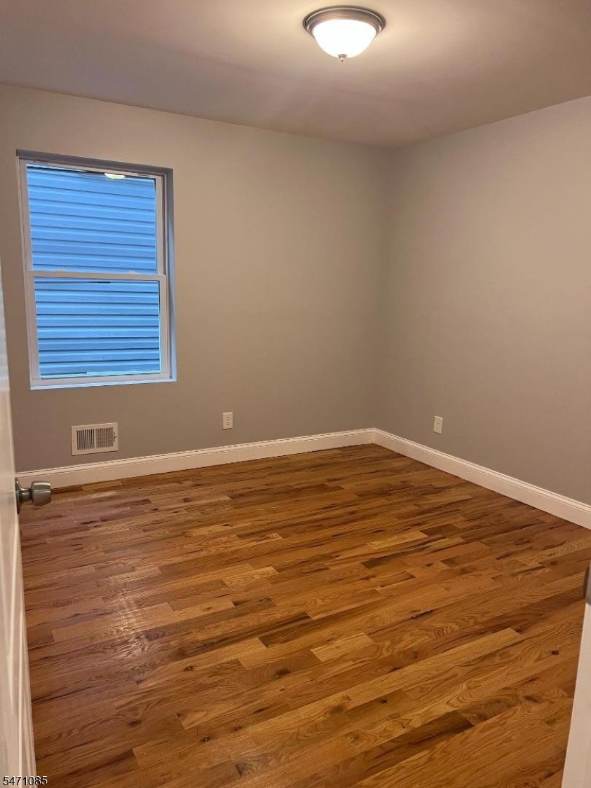 118 Littleton Avenue Newark NJ 07103
